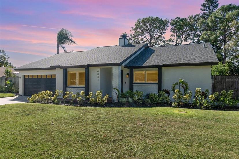 Picture of 6341 Edge O Grove Circle, Orlando FL 32819