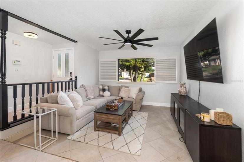 Picture of 6341 Edge O Grove Circle, Orlando FL 32819