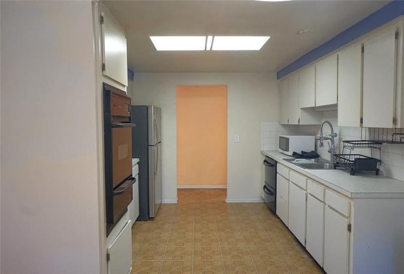 Picture of 9151 Fairweather Drive, Largo FL 33773