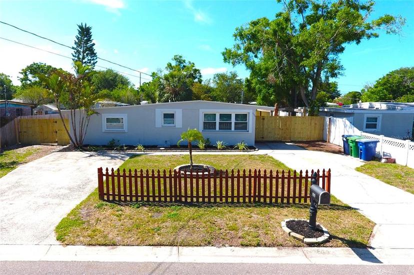 Picture of 4106 W Montgomery Terrace, Tampa FL 33616