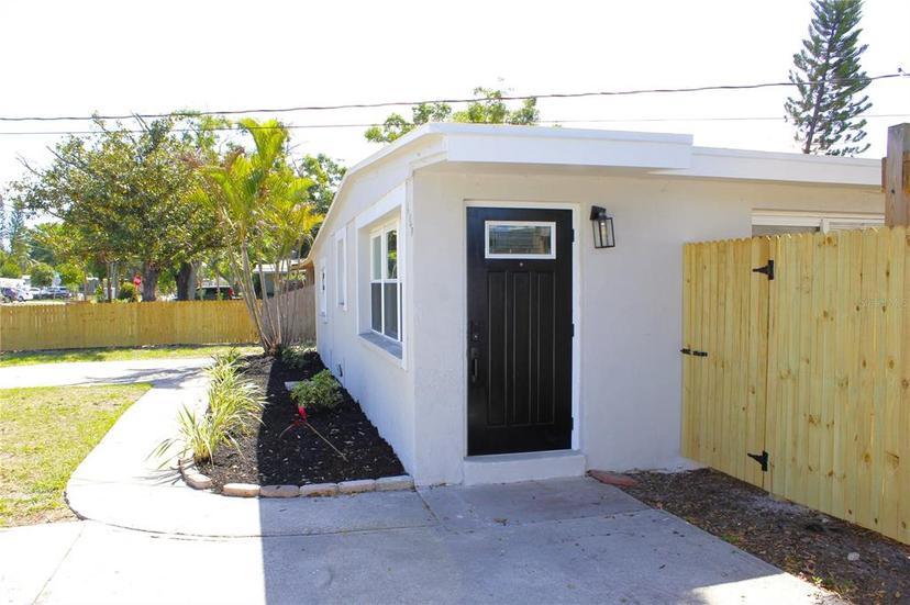 Picture of 4106 W Montgomery Terrace, Tampa FL 33616