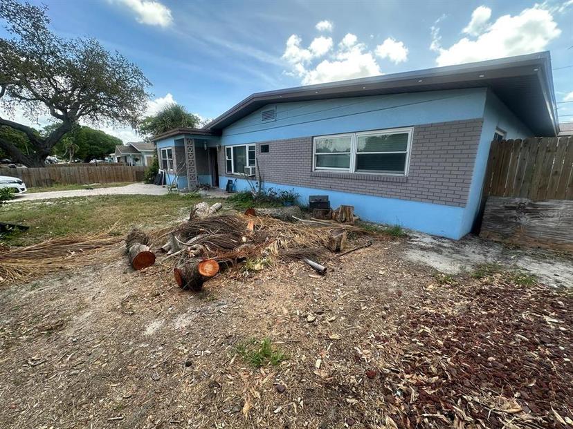 Picture of 1105 Connecticut Road, Tarpon Springs FL 34689