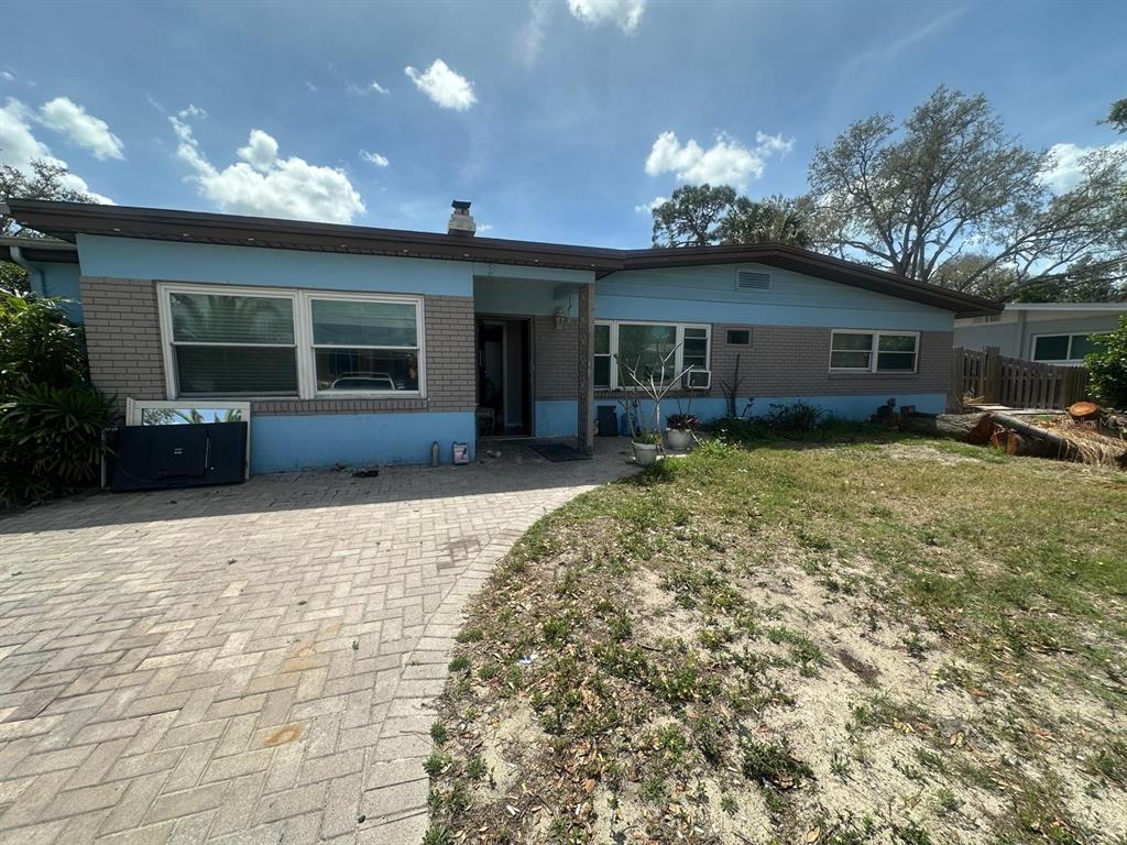 Picture of 1105 Connecticut Road, Tarpon Springs, FL 34689