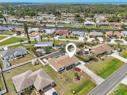 Picture of 1537 Overbrook Road, Englewood, FL 34223