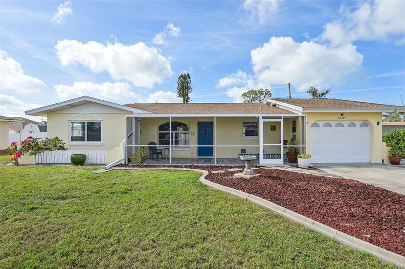 Picture of 1537 Overbrook Road, Englewood FL 34223