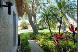 Picture of 3954 Wilshire Circle Unit 165, Sarasota, FL 34238