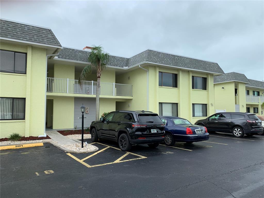 Picture of 6703 Midnight Pass Road Unit 206, Sarasota, FL 34242