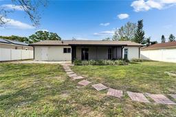 Picture of 10717 Drummond Rd, Tampa, FL 33615