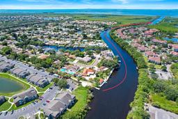 Picture of 10717 Drummond Rd, Tampa, FL 33615