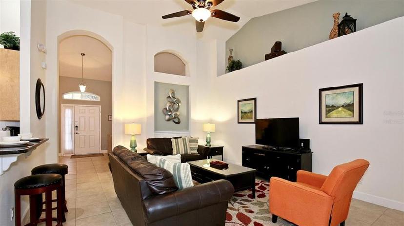 Picture of 4072 Oaktree Drive, Davenport FL 33837