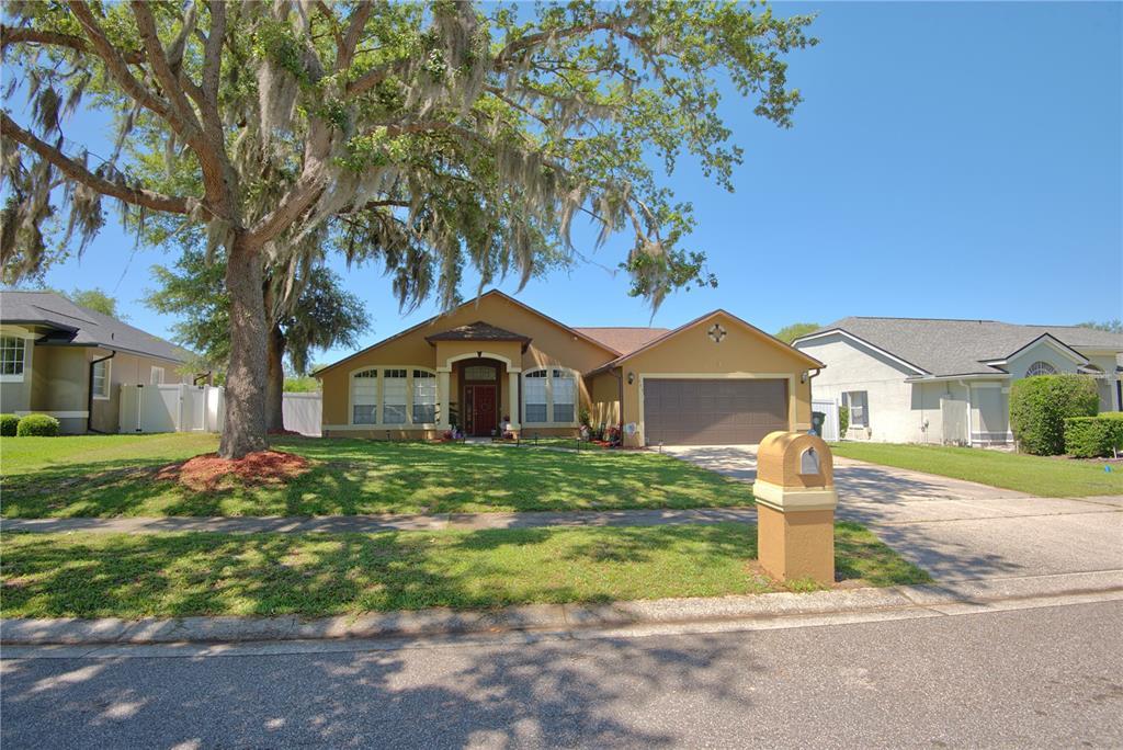 Picture of 684 Yorkshire Drive, Oviedo, FL 32765