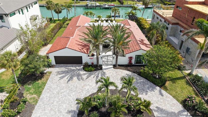 Picture of 465 E Royal Flamingo Drive, Sarasota FL 34236