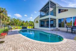 Picture of 283 Hilltop Circle, Punta Gorda, FL 33982