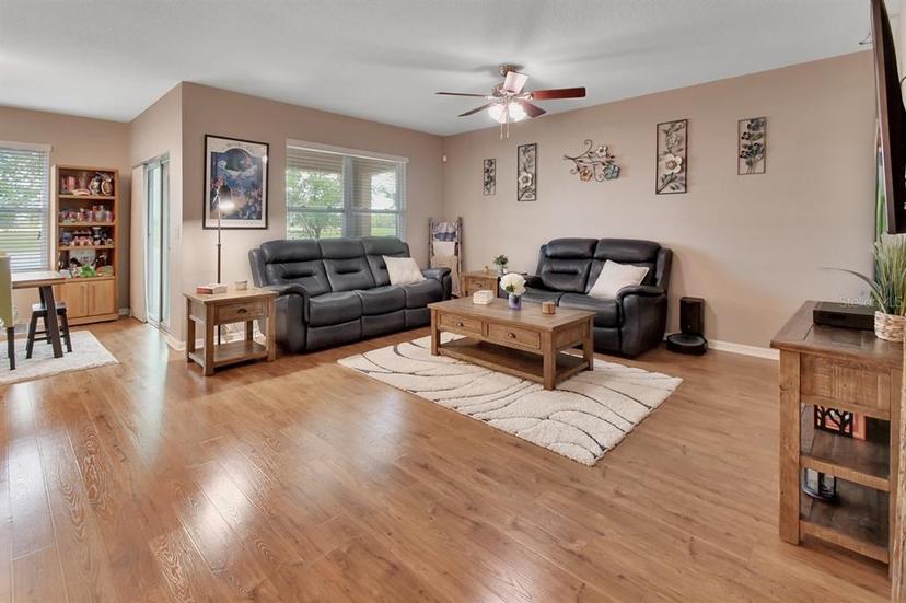 Picture of 859 Oak Hollow Loop, Deland FL 32724