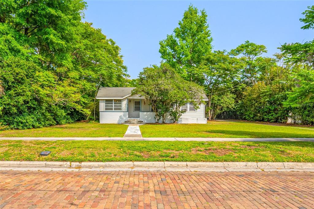 Picture of 13922 12Th Street, Dade City, FL 33525