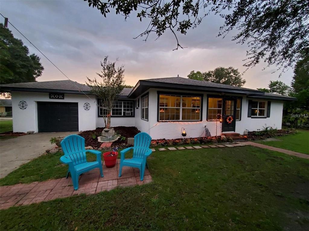 Picture of 308 NE 10Th Avenue, Mulberry, FL 33860