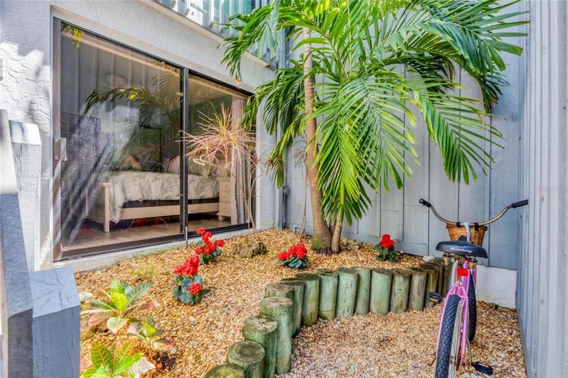 Picture of 1235 Dockside Place Unit 108, Sarasota FL 34242