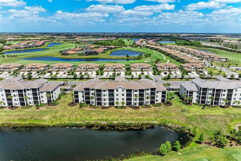Picture of 18028 Gawthrop Drive Unit 203, Bradenton FL 34211