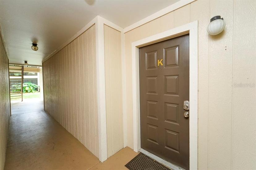 Picture of 6006 Laketree Lane Unit K, Temple Terrace FL 33617