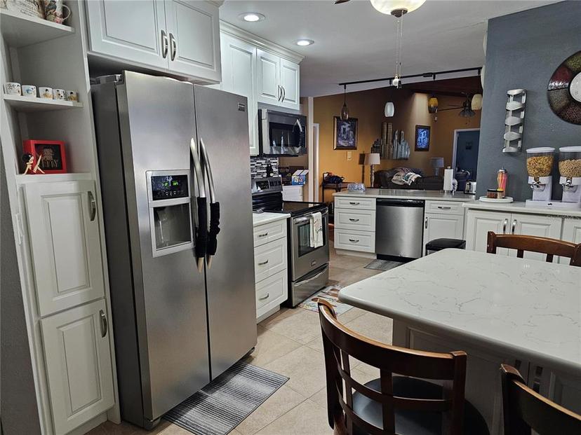 Picture of 2704 E Montague Court E, Clearwater FL 33761