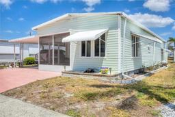 Picture of 10315 Cortez Road W Unit 24H, Bradenton, FL 34210