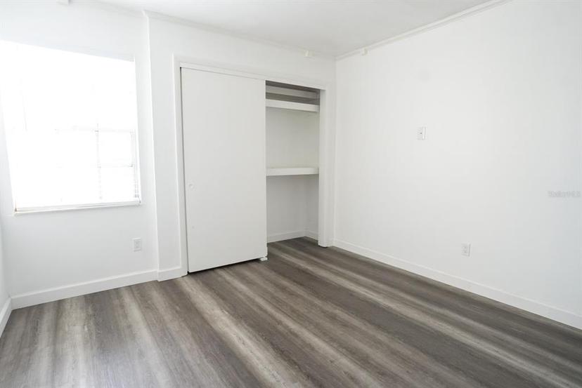 Picture of 3803 N Oak Drive Unit B21, Tampa FL 33611