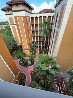 Picture of 12539 Floridays Resort Dr 411 Unit 411D, Orlando, FL 32821