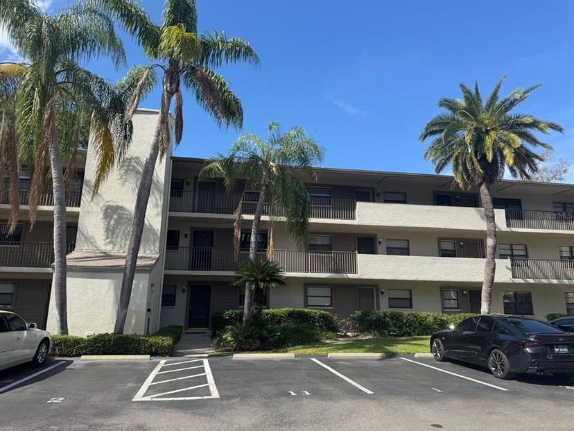 Picture of 3038 Eastland Boulevard Unit F308, Clearwater FL 33761