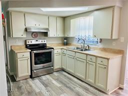 Picture of 9136 Mark Twain Lane, Port Richey, FL 34668