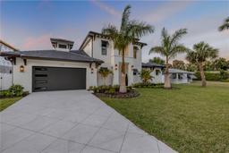 Picture of 212 Due East St, New Smyrna Beach, FL 32169
