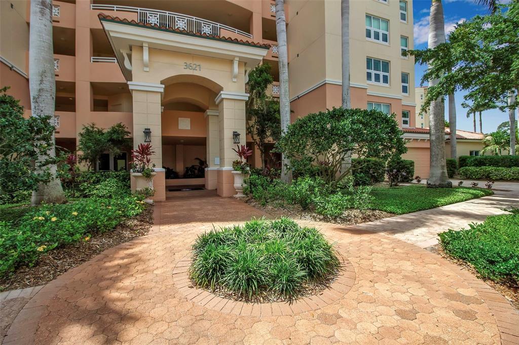 Picture of 3621 NORTH Point Road Unit 603, Osprey, FL 34229