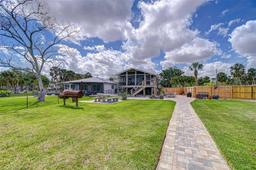 Picture of 202 7Th Street Sw, Ruskin, FL 33570