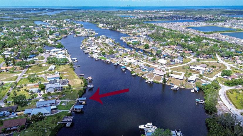 Picture of 202 7Th Street Sw, Ruskin FL 33570