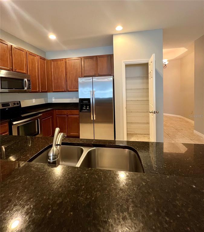Picture of 5221 Bannister Park Lane, Lithia FL 33547