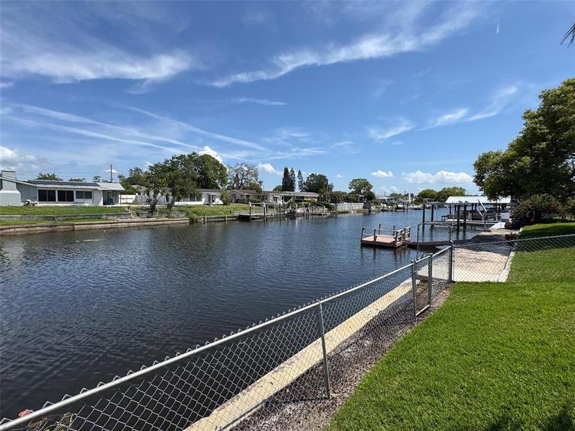 Picture of 1412 Linstock Drive, Holiday FL 34690