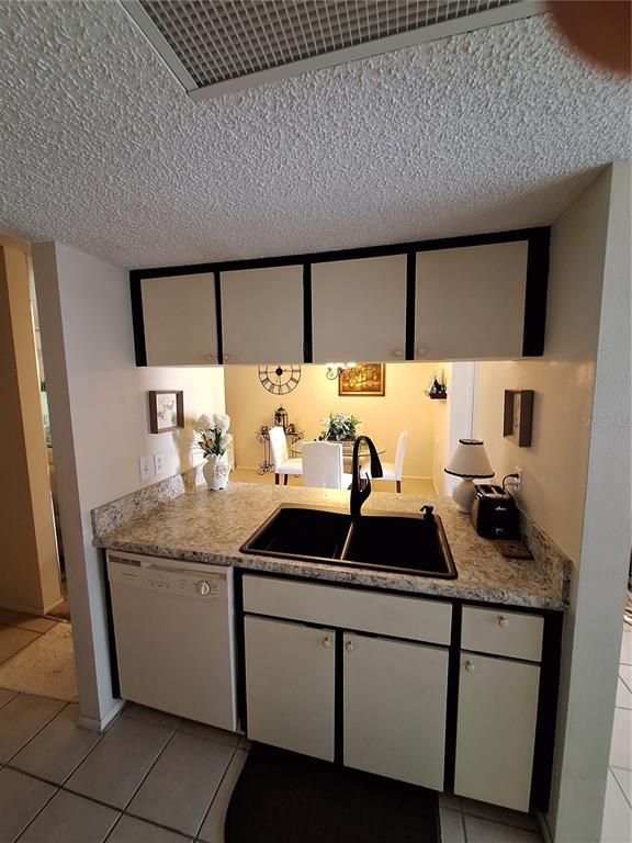 Picture of 1117 Bowsprit Lane Unit X, Holiday FL 34691