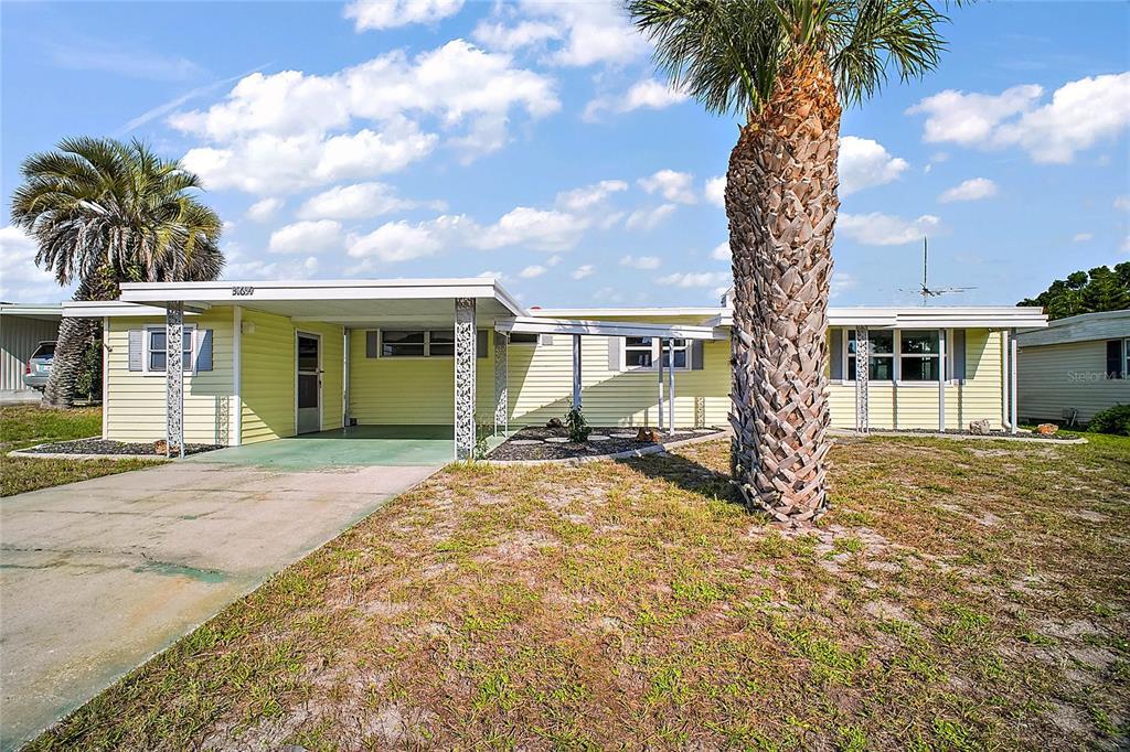 Picture of 31634 Blanton Lane, Tavares, FL 32778