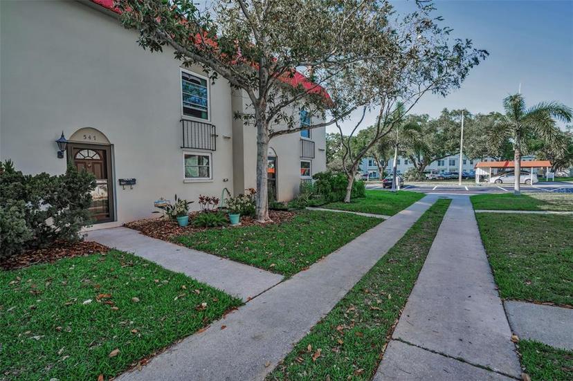 Picture of 2700 Bayshore Boulevard Unit 3G, Dunedin FL 34698