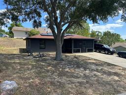 Picture of 718 Greenbrough Drive, Lake Wales, FL 33853