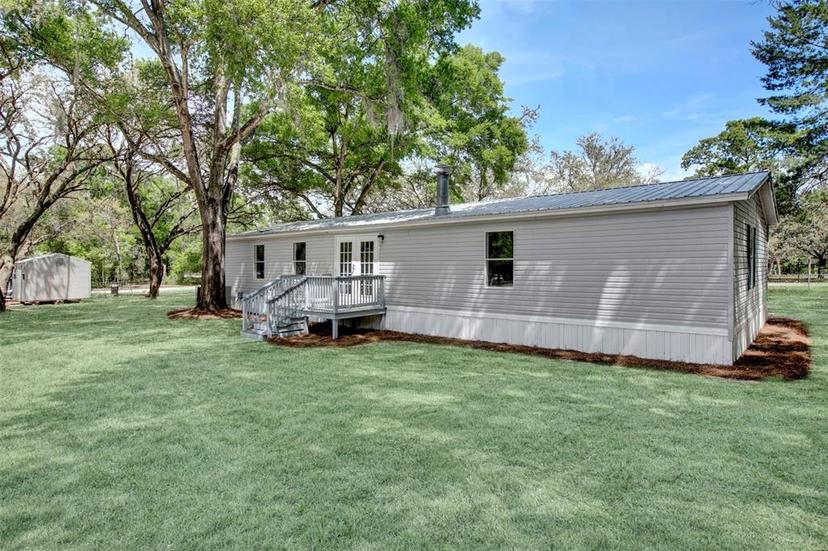Picture of 103 Albany Court, Satsuma FL 32189