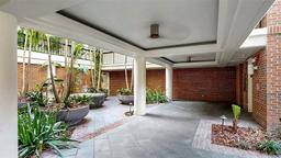 Picture of 919 Seddon Cove Way Unit 919, Tampa, FL 33602