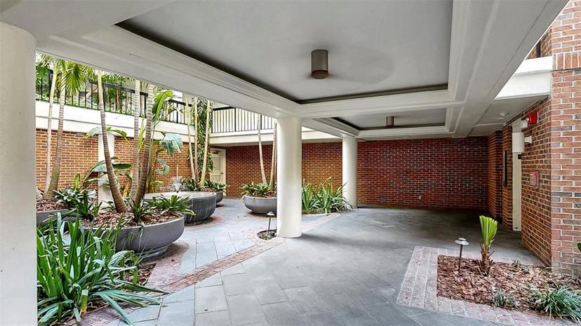 Picture of 919 Seddon Cove Way Unit 919, Tampa FL 33602