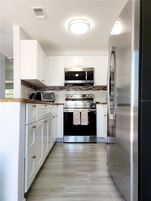 Picture of 2035 Vinson Avenue, Sarasota FL 34232