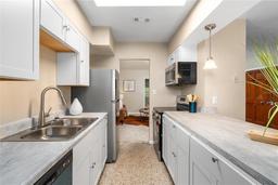Picture of 1603 NE 19Th Place, Gainesville, FL 32609