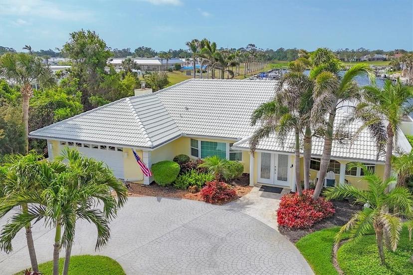 Picture of 44 Waterford Drive, Englewood FL 34223