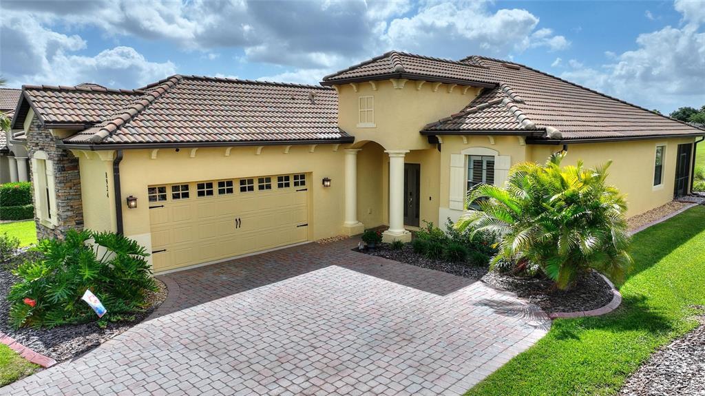 Picture of 8924 Dove Valley Way, Davenport, FL 33896