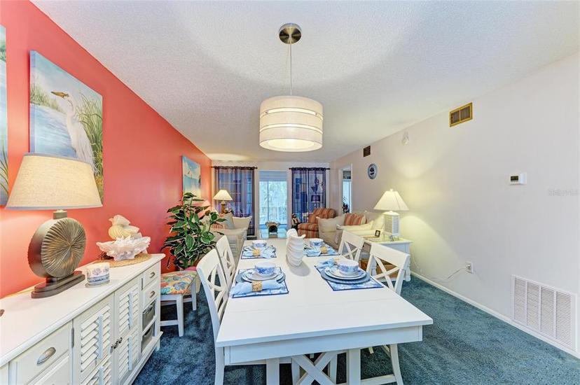 Picture of 3562 Lake Bayshore Drive Unit 202, Bradenton FL 34205