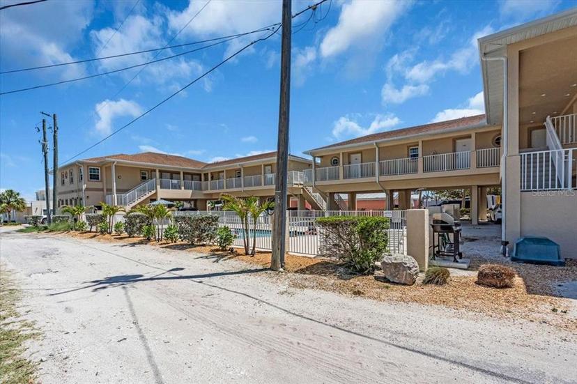 Picture of 2405 N Beach Road Unit 4, Englewood FL 34223