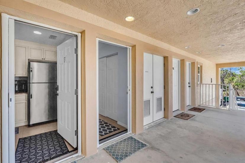 Picture of 2405 N Beach Road Unit 4, Englewood FL 34223
