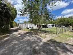 Picture of 29504 Central Boulevard, Paisley, FL 32767